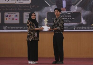 Arya Winata, Mahasiswa Prodi Ekonomi dan Keuangan Islam UNP Raih Juara 1 Lomba Kultum IEOM 2025